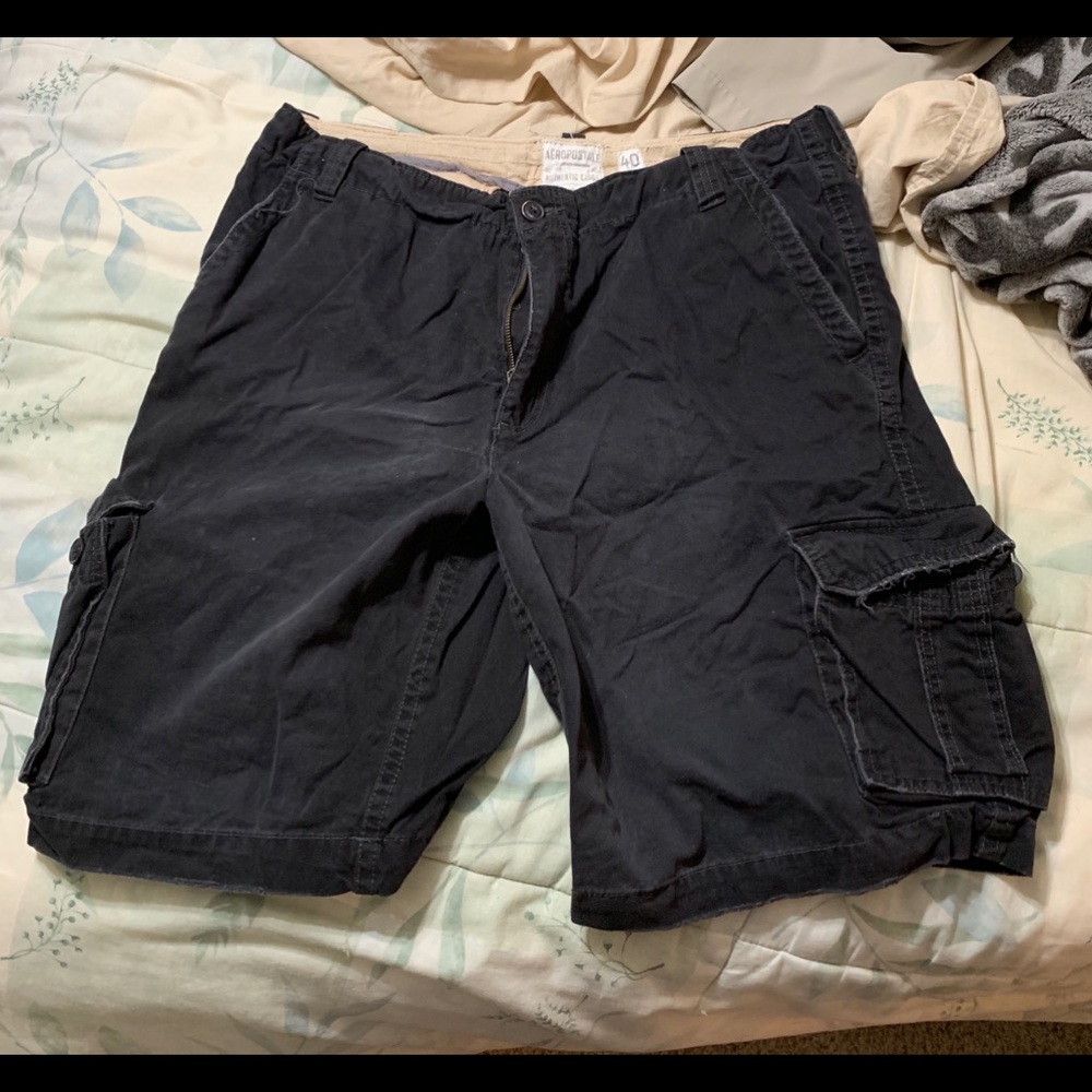 Black Aeropostale cargo shorts
